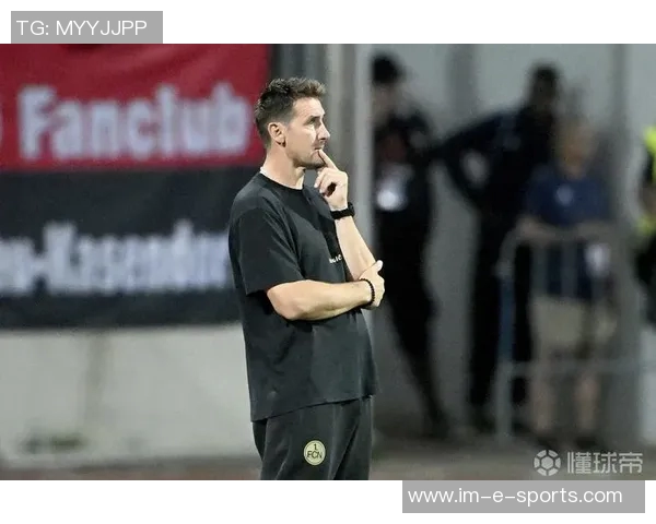 以自律为核心的足球明星:揭秘那些靠严格训练成就卓越的顶级球员 以自律为核心的足球明星:揭秘那些靠严格训练成就卓越的顶级球员